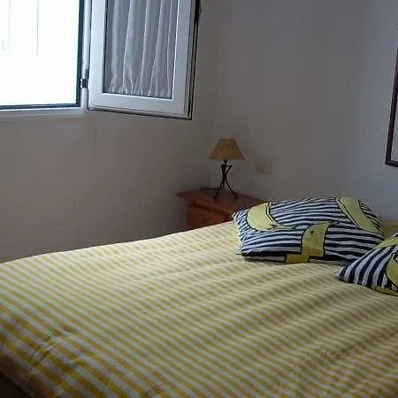 Takaroa Apartment